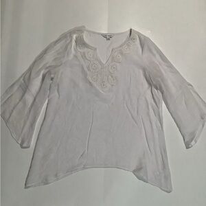 Counterparts Cream Asymmetrical 3/4 Sleeve Blouse